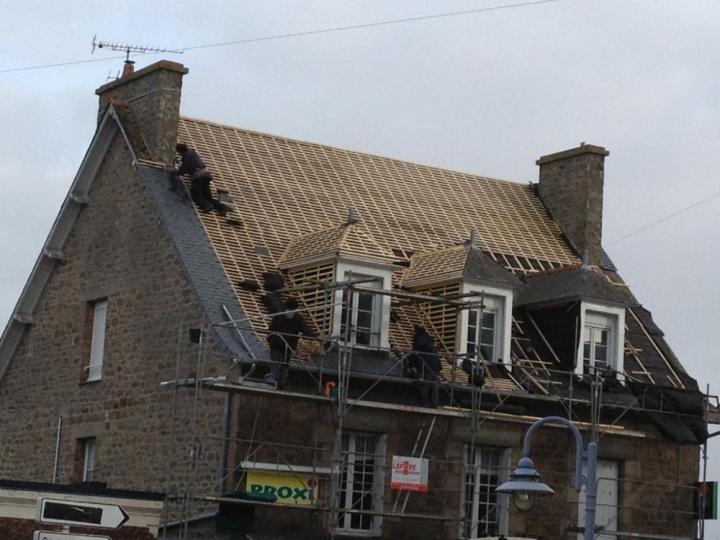 Réparation toiture Combourg
